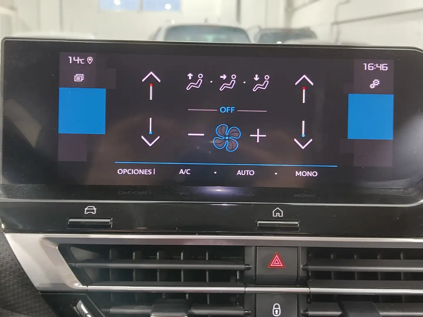 Foto Citroën C4 Citroen C4 BlueHDi 130 S&S Feel Pack EAT8 (130 CV)