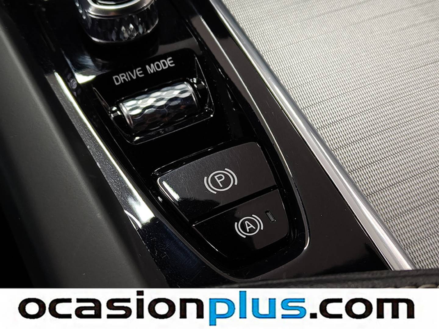 Foto Volvo XC60 Volvo XC60 B4 D R-Design Auto (197 CV)