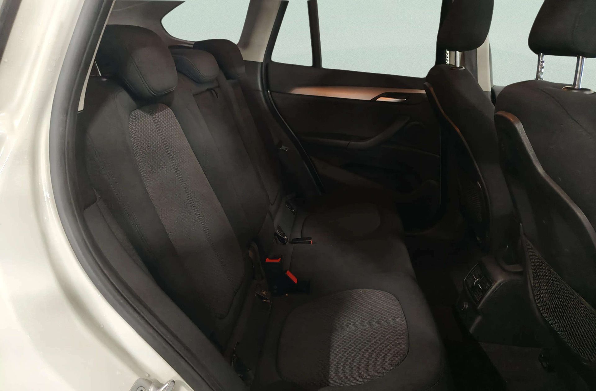 BMW X1 sDrive18d - foto 16