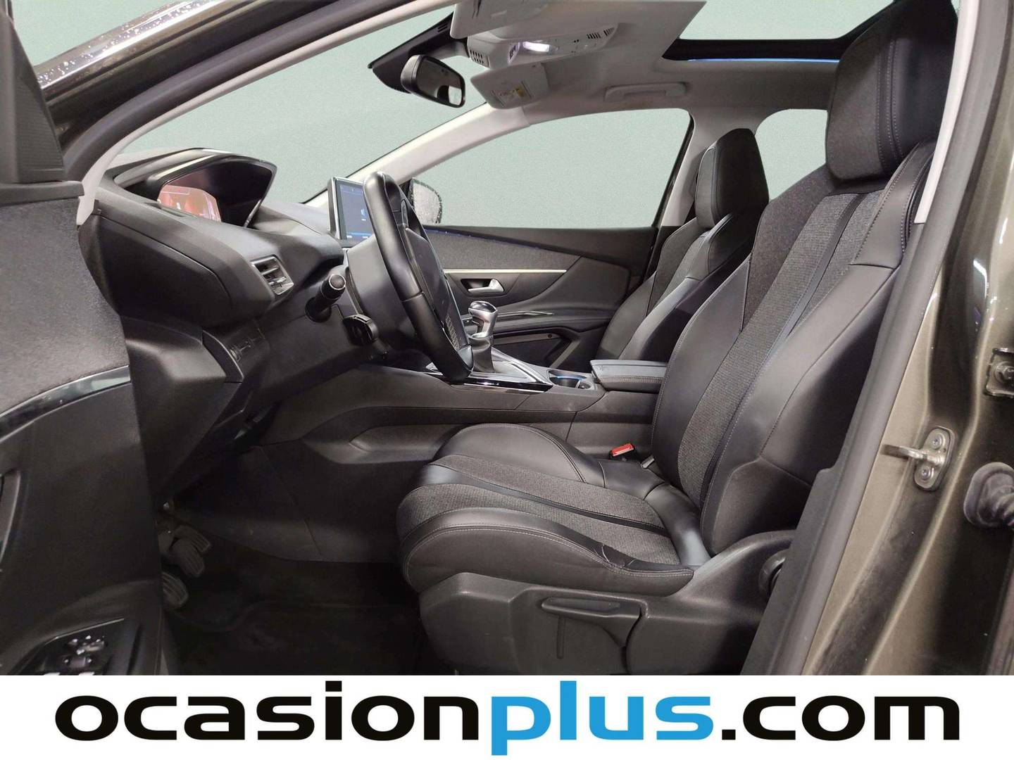 Foto asientos delanteros Peugeot 3008 Peugeot 3008 BlueHDI 130 S&S Allure (130 CV)