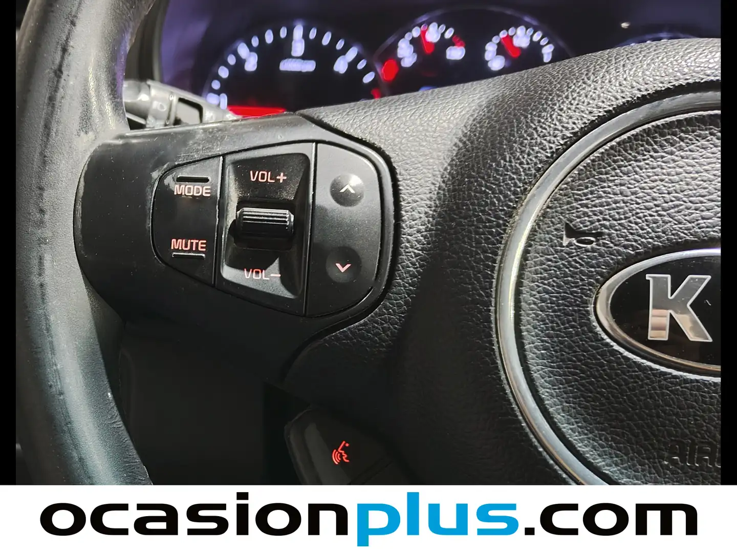 Foto KIA Carens Kia Carens 1.7 CRDi VGT Concept Eco-Dynam (115 CV)