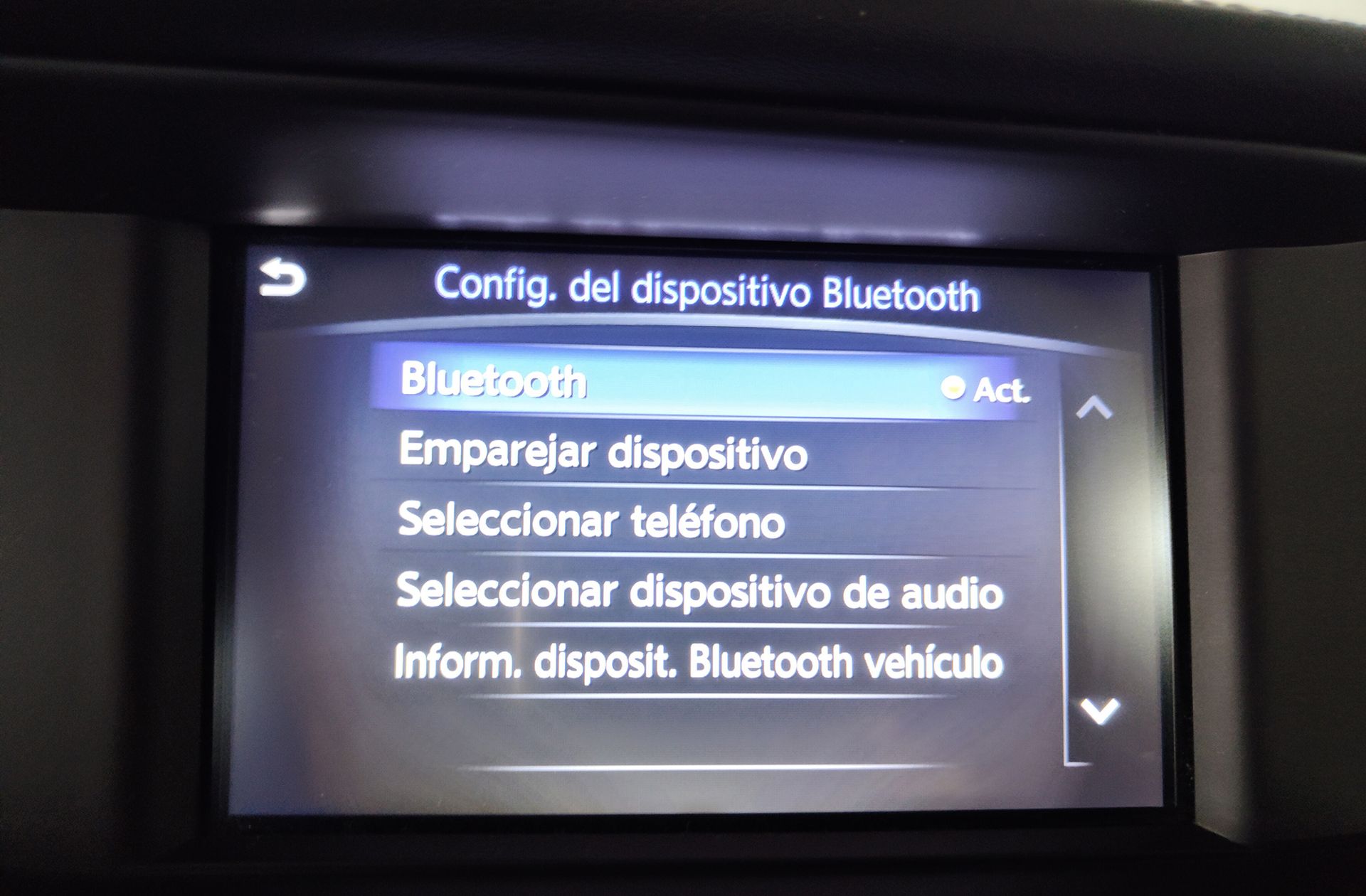 Infiniti Q30 1.6T Premium - foto 36