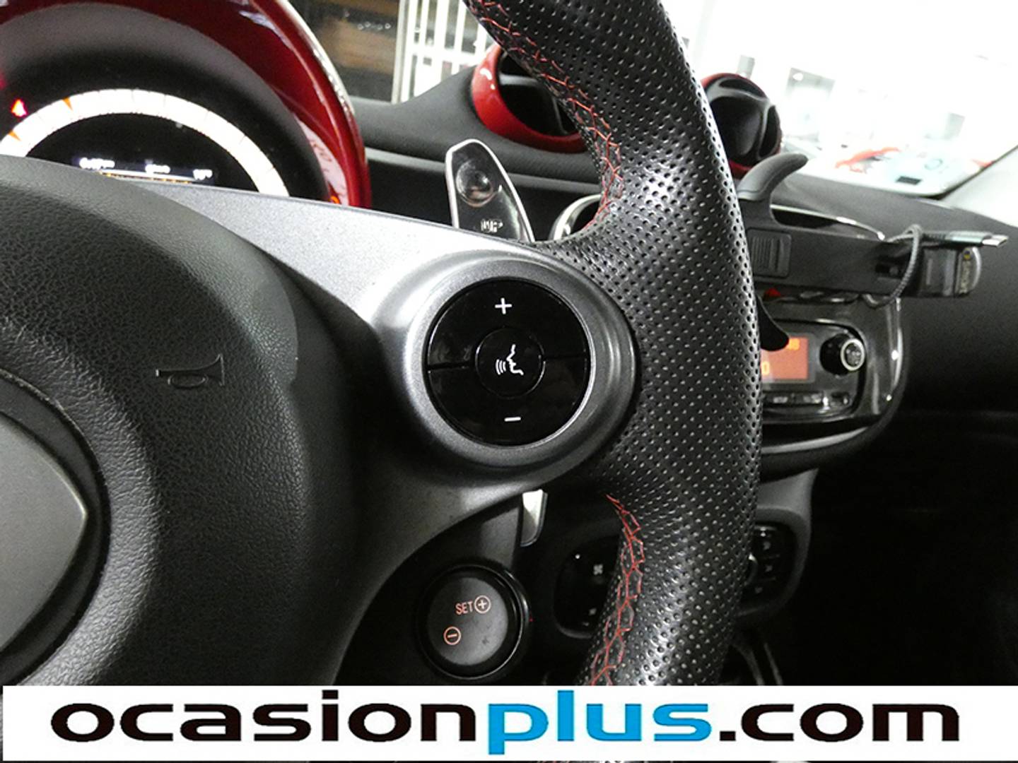 Foto Smart fortwo Smart ForTwo Coupe Ushuaia Limited Edition Auto (90CV)