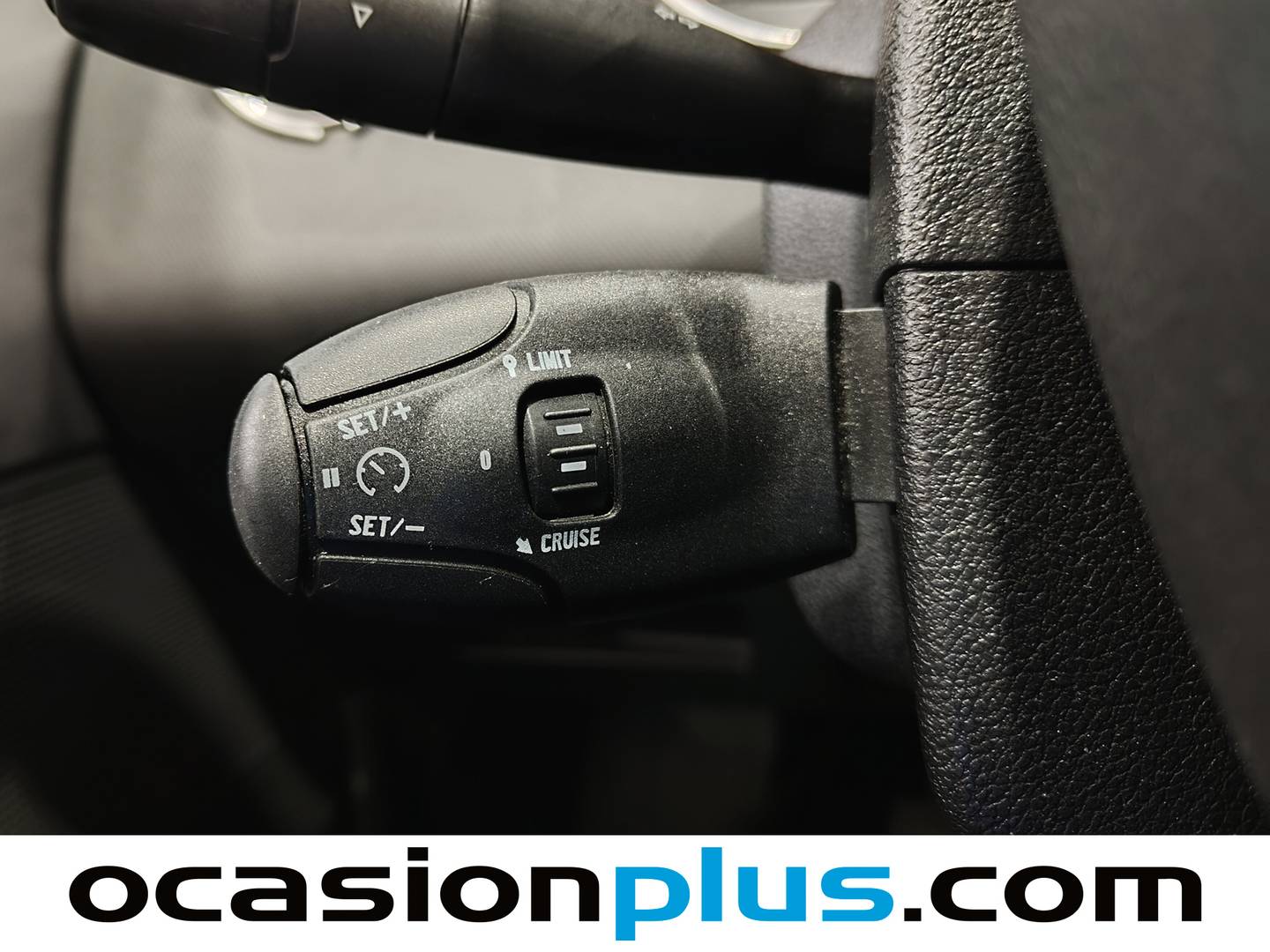 Extras y acabados del Peugeot 308 Peugeot 308 1.4 VTi Access (98 CV)