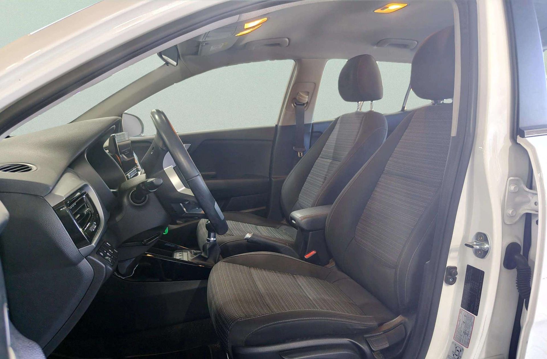 Kia Stonic 1.2 DPi Drive - foto 12