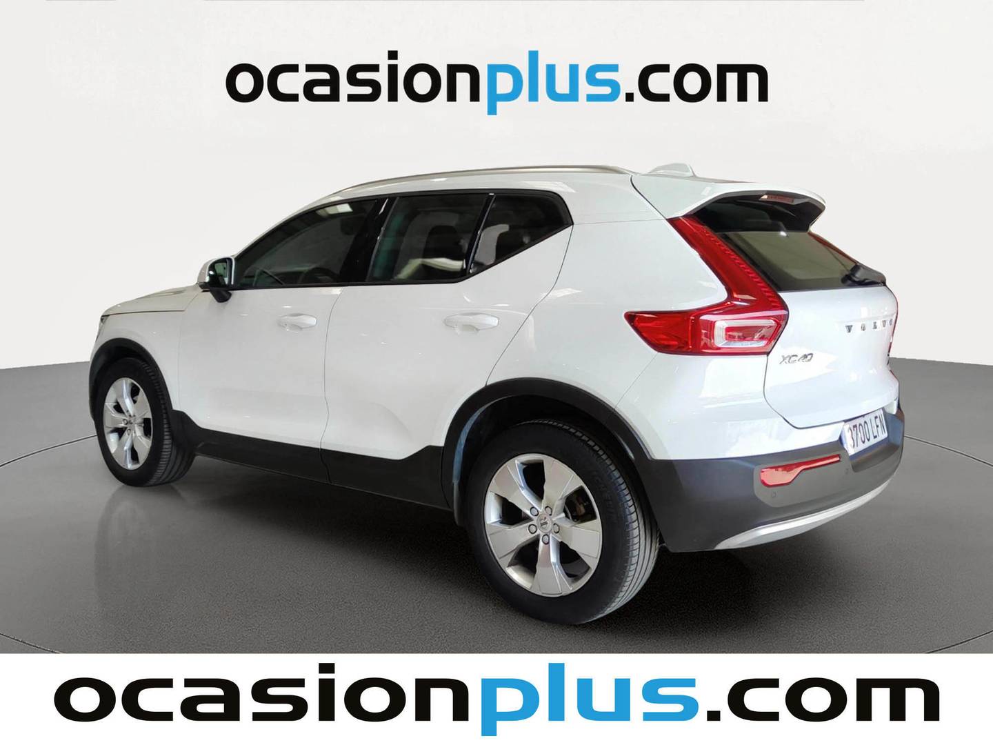 Foto trasera Volvo XC40 Volvo XC40 D3 Business Plus Auto (150 CV) derecha