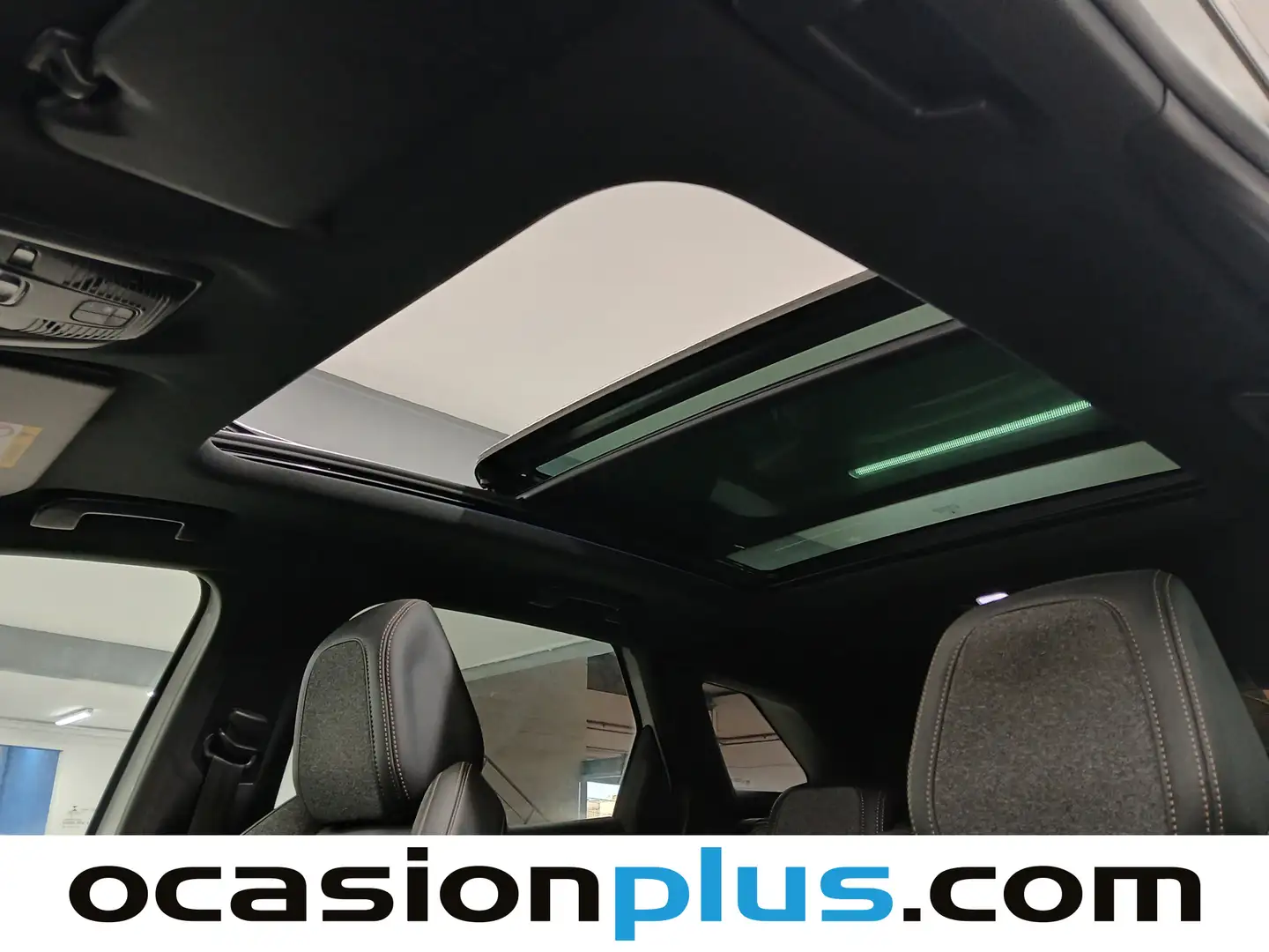 Foto Peugeot 3008 Peugeot 3008 PureTech 130 S&S GT Line EAT8 (130 CV)