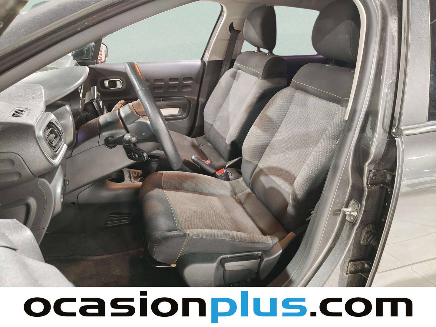 Foto asientos delanteros Citroën C3 Citroën C3 PureTech Feel (68 CV)
