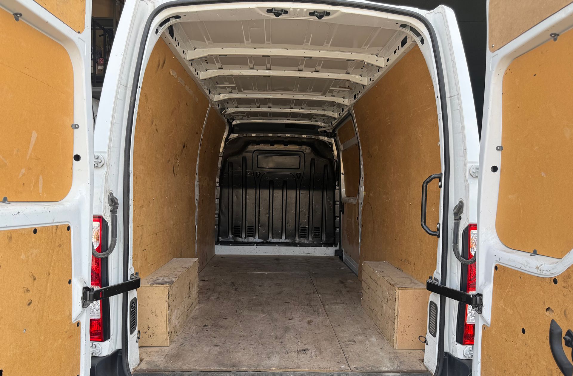 Renault Master Furgon Furgón T L3H2 3500 Bl dCi - foto 11
