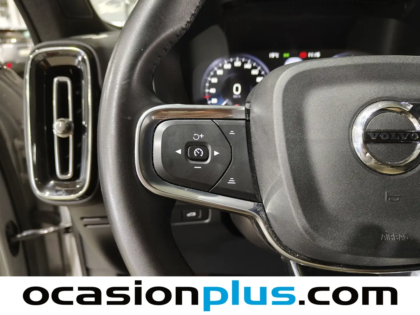 Foto Volvo XC40 Volvo XC40 T2 Core Auto (129 CV)