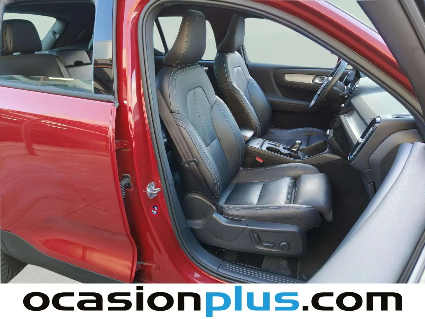 Foto Volvo XC40 Volvo XC40 D4 Momentum AWD Auto (190 CV)