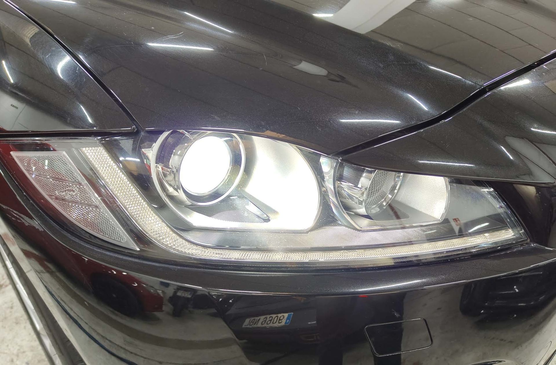 Jaguar F-Pace 2.0T i4 Prestige AWD - foto 14
