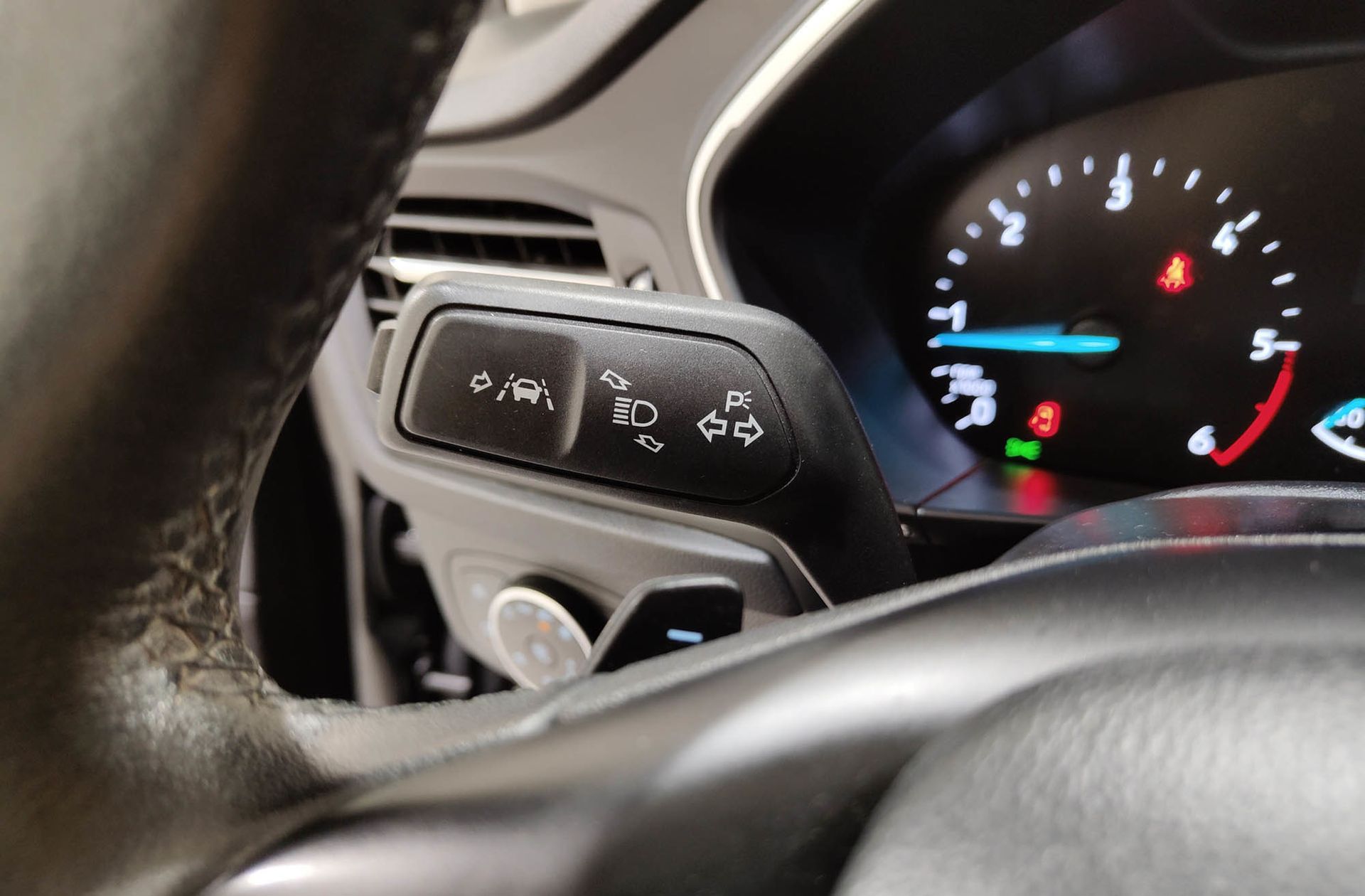 Ford Focus SportBreak 1.5 EcoBlue Trend+ - foto 25