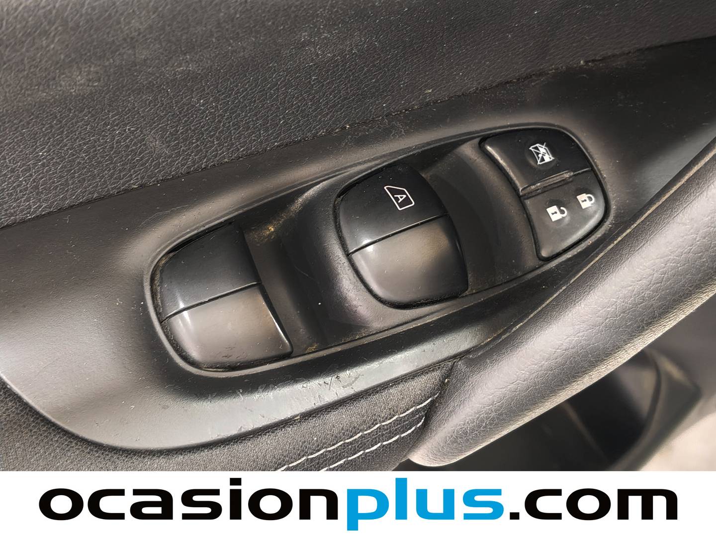 Nissan QASHQAI Nissan Qashqai DIG-T 115 N-Connecta 4x2 (115 CV) de segunda mano