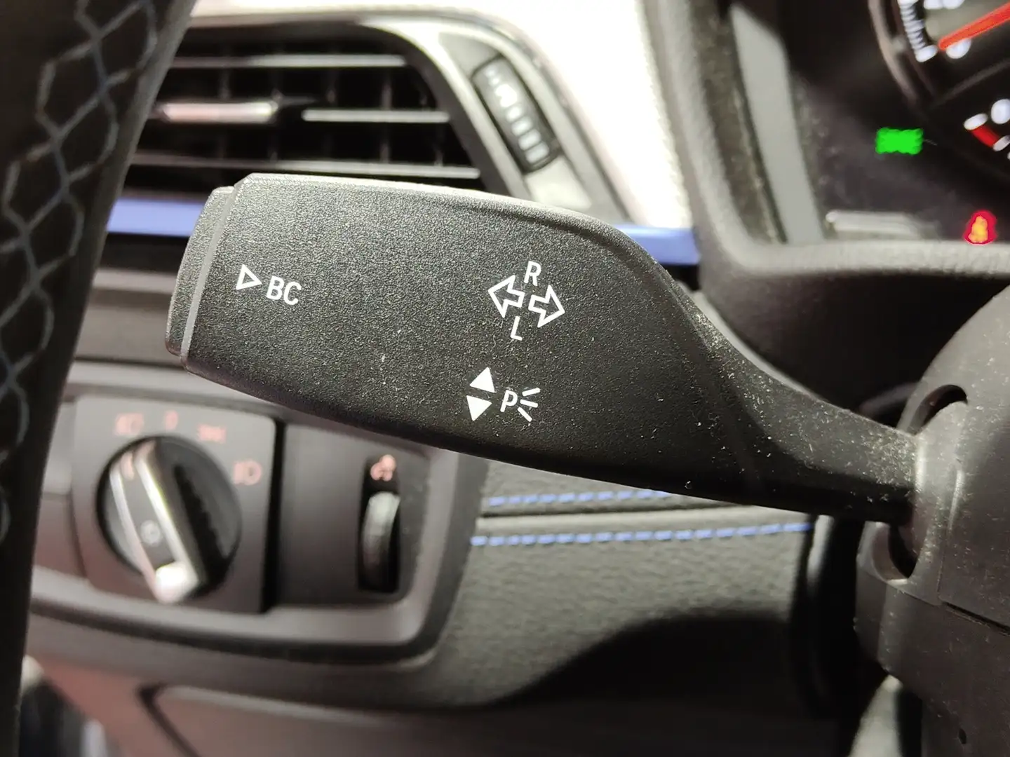 Foto BMW X2 BMW X2 sDrive18d (150 CV) Pack M