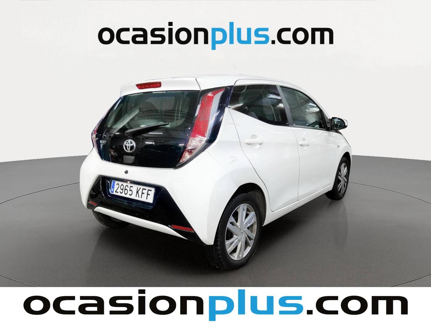 Foto trasera Toyota Aygo Toyota Aygo 1.0 70 x-play (69 CV) derecha