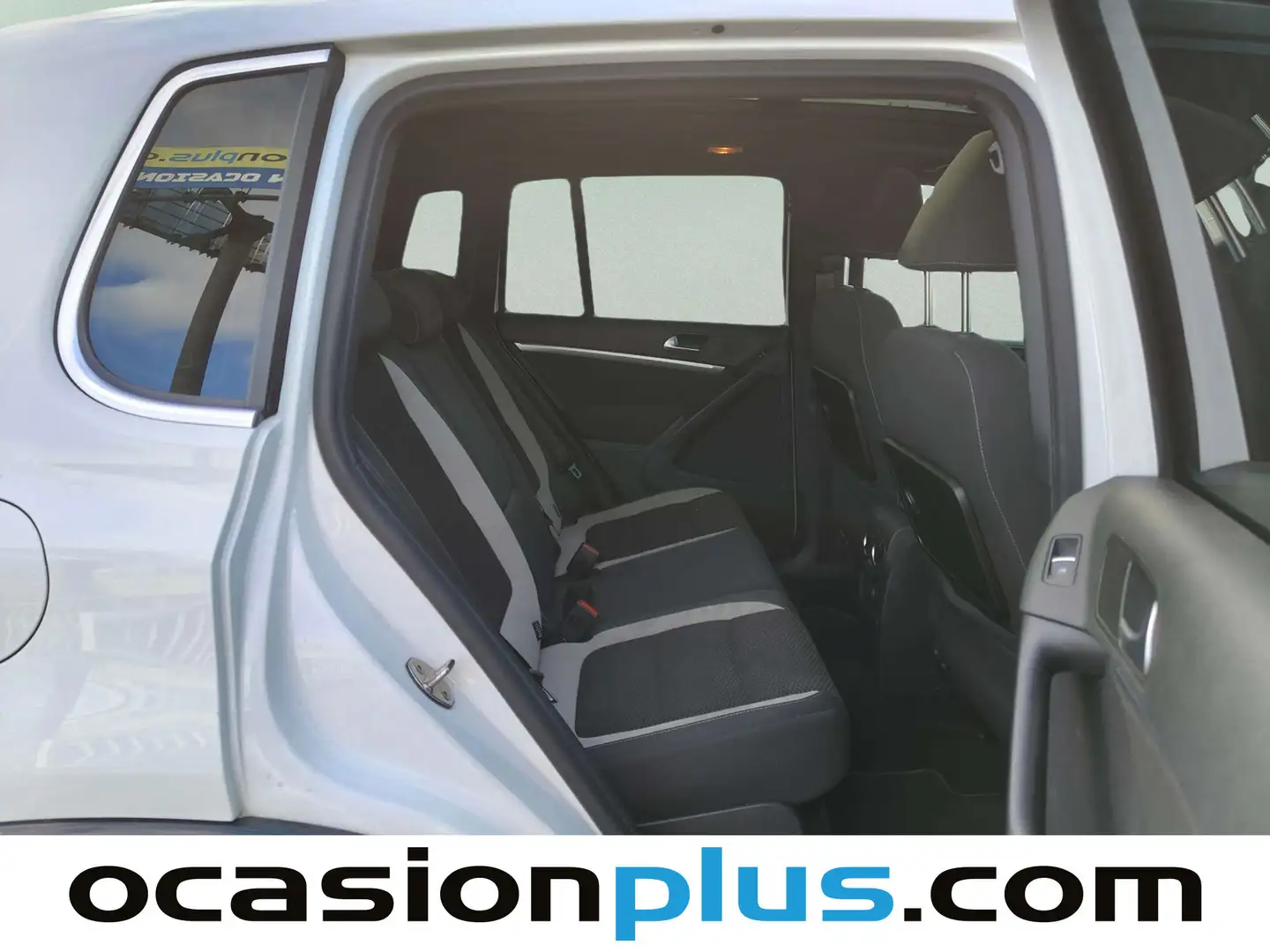 Foto Volkswagen Tiguan Volkswagen Tiguan R-Line 2.0 TDI BMT 4x2 (150 CV)