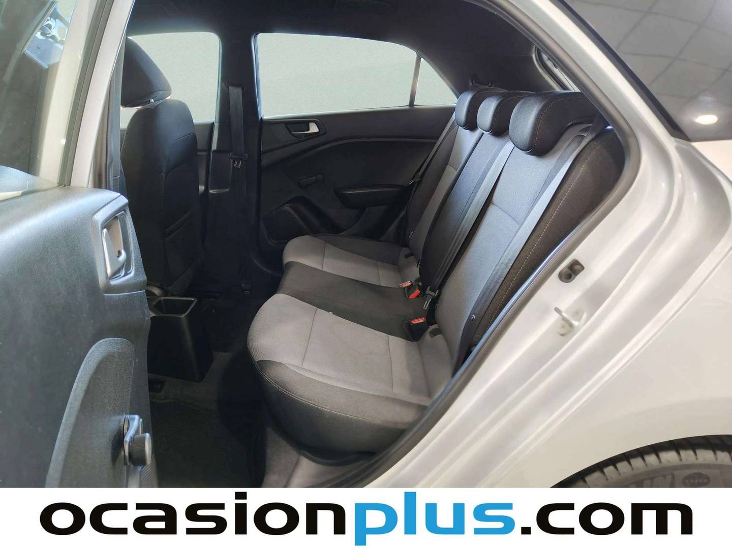 Foto asientos traseros Hyundai i20 Hyundai i20 1.2 MPI Essence (84 CV)