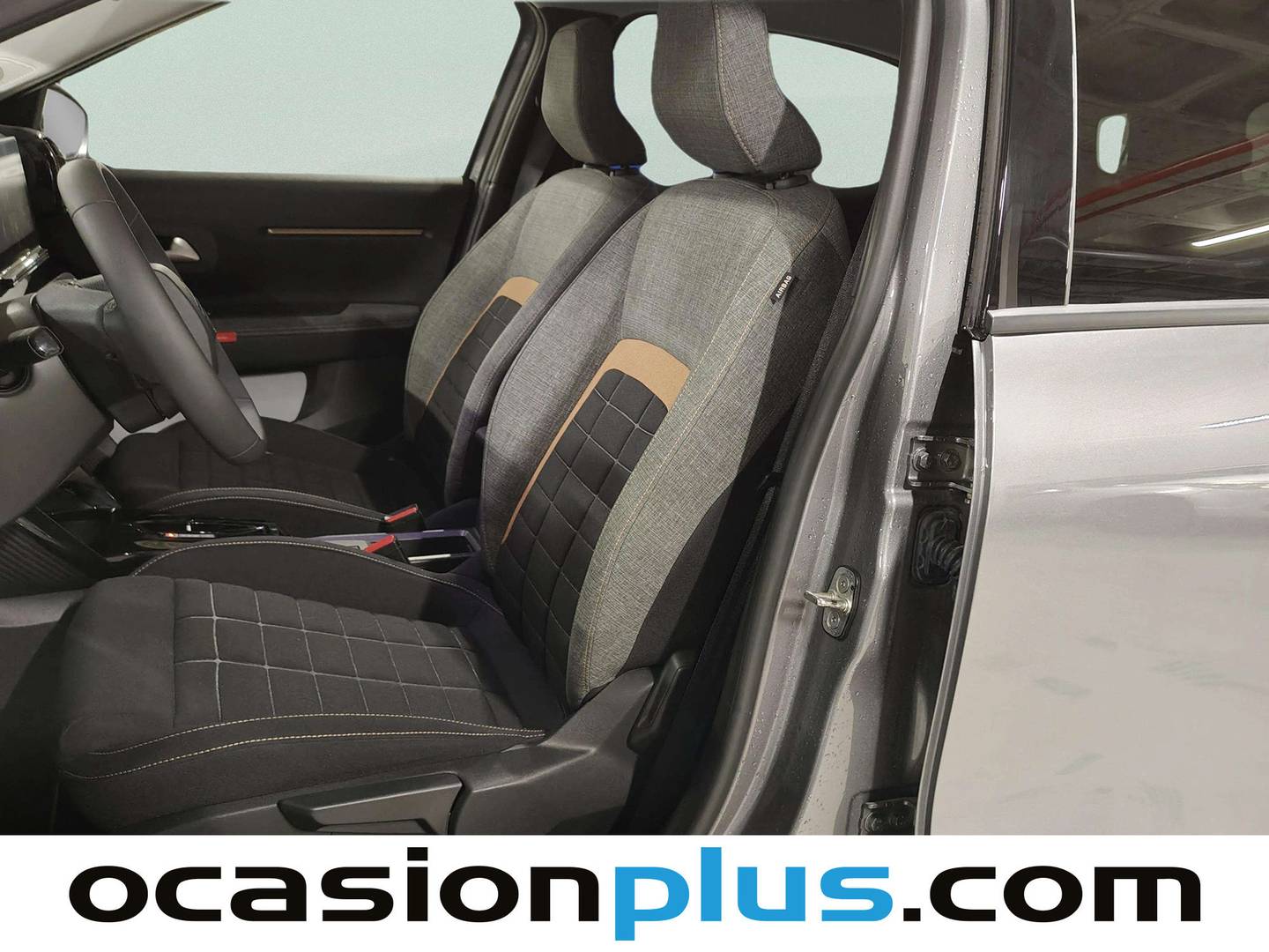 Citroën C3 Aircross Citroën C3 Aircross Hybrid 145 Plus e-DCS6 (145 CV) seminuevo
