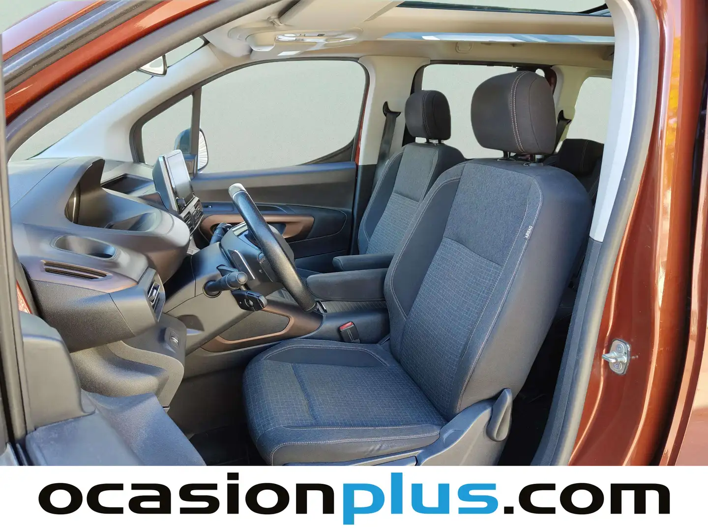 Foto Peugeot Rifter Peugeot Rifter BlueHDi 130 GT Line Standard EAT8 (130 CV)