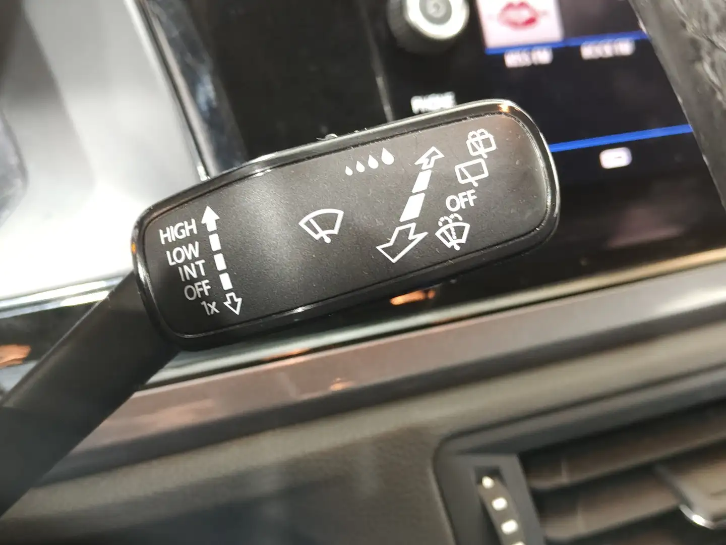 Foto Volkswagen Polo Volkswagen Polo Advance 1.0 TSI (95 CV)