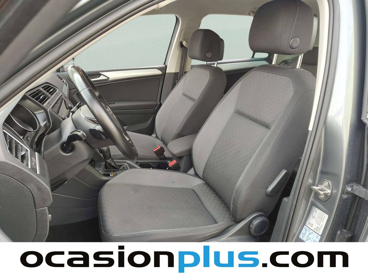 Foto asientos delanteros Volkswagen Tiguan Volkswagen Tiguan Advance 2.0 TDI (150 CV) DSG Pack R-Line