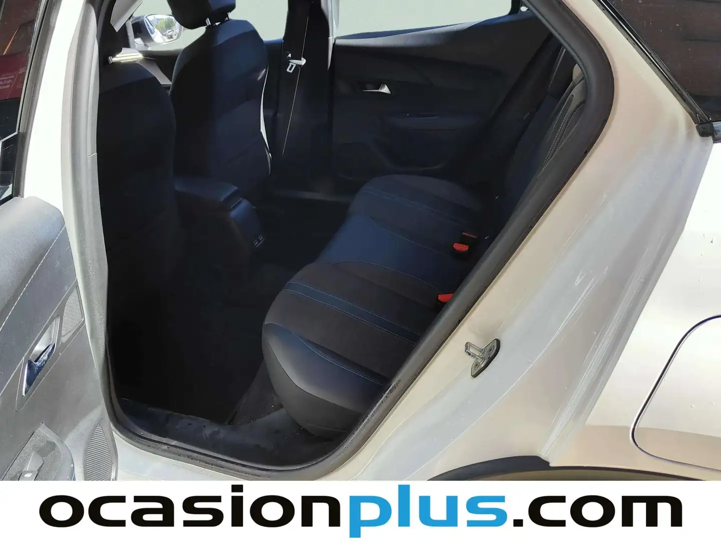 Foto Peugeot 2008 Peugeot 2008 PureTech 100 S&S Allure (100 CV)