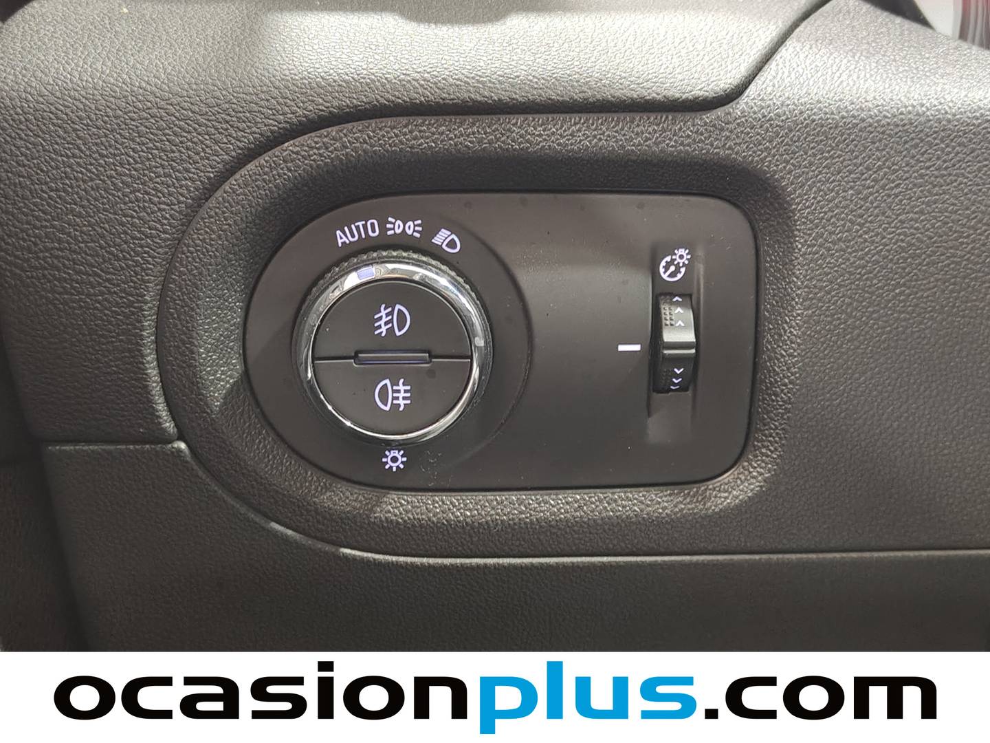 Opel Grandland X Opel Grandland X 1.2 Turbo S&S Design Line Auto  (130 CV) seminuevo