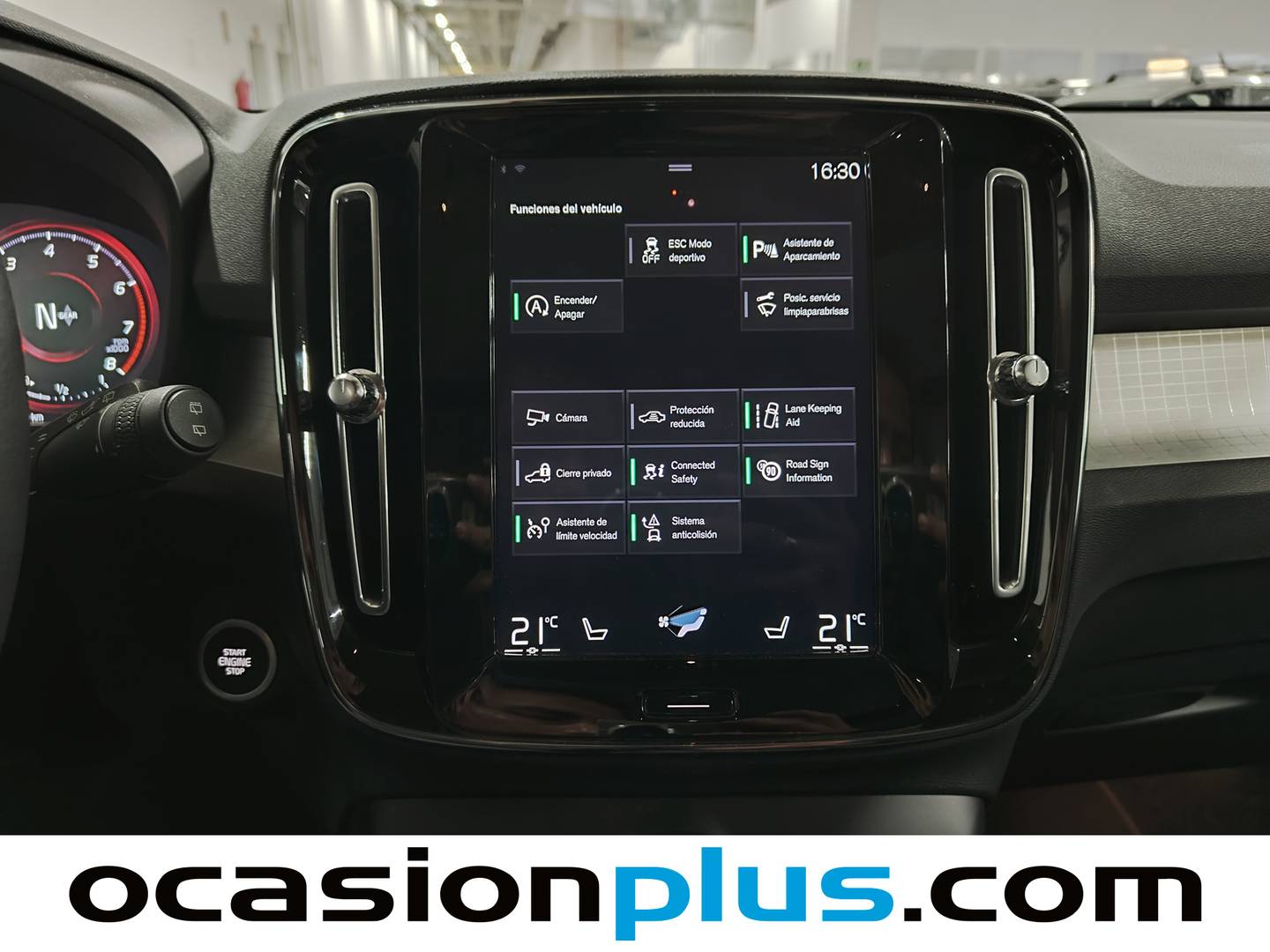 Volvo XC40 Volvo XC40 T3 Business Plus (163 CV) seminuevo