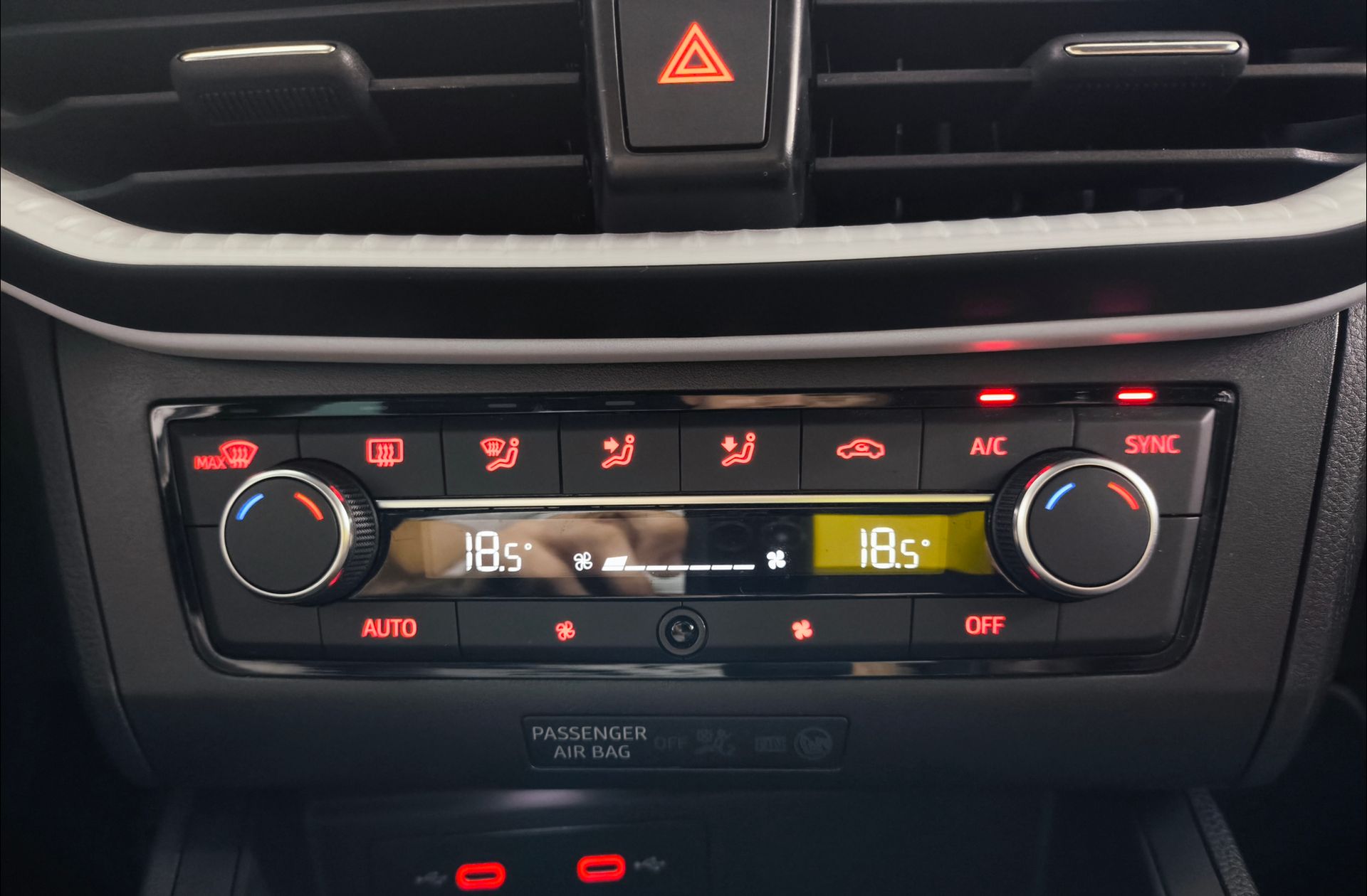 SEAT Ibiza 1.0 TSI Style Plus - foto 30