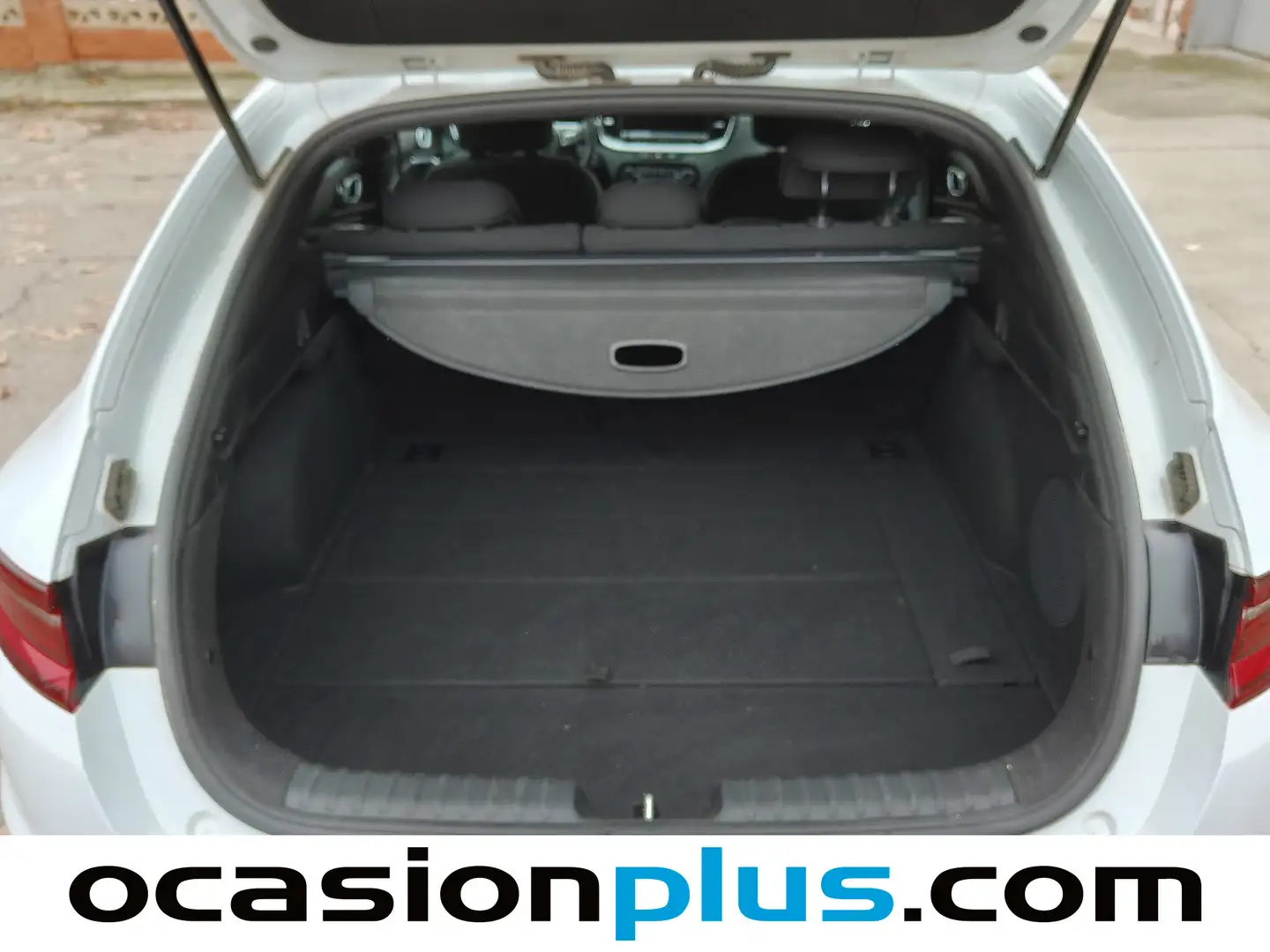 Foto KIA ProCeed Kia ProCeed 1.0 T-GDi GT Line (120 CV)