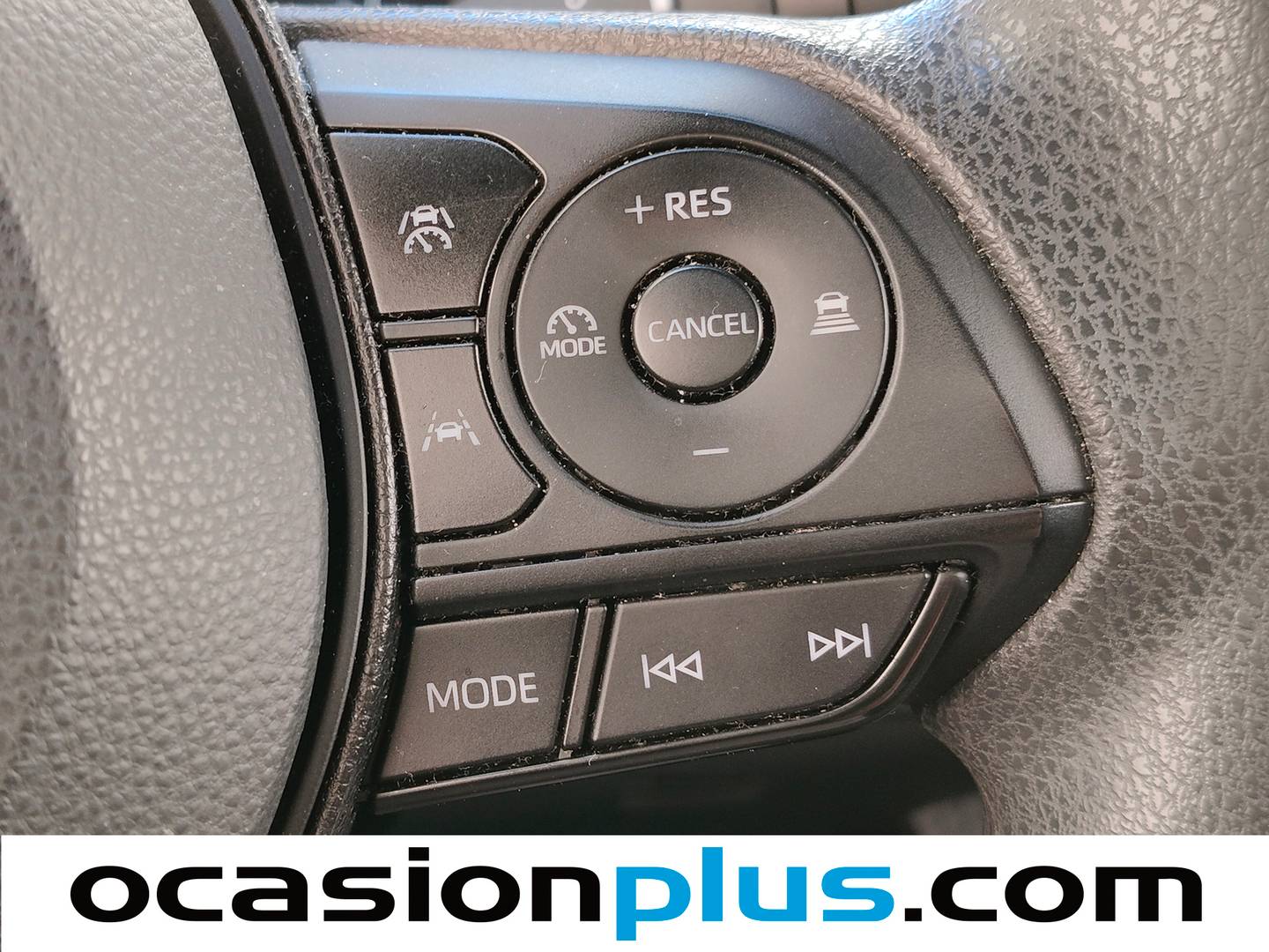 Toyota Corolla Toyota Corolla 140H Business (140 CV) de ocasión