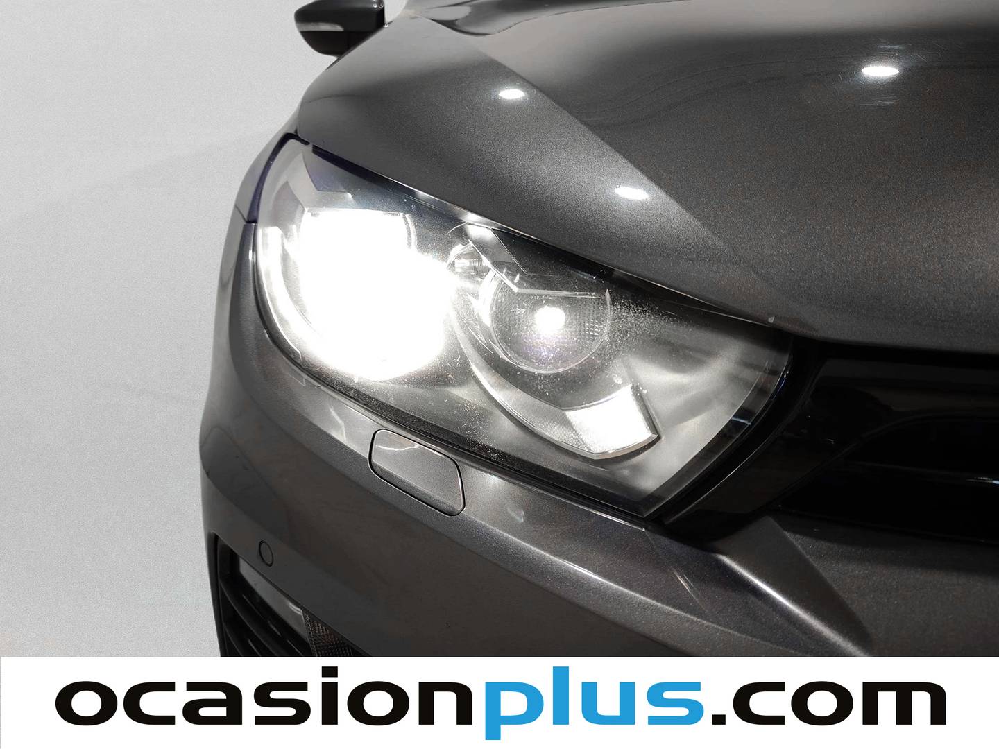 Equipamiento del Volkswagen Scirocco Volkswagen Scirocco R-Line 2.0 TDI BMT (150 CV)