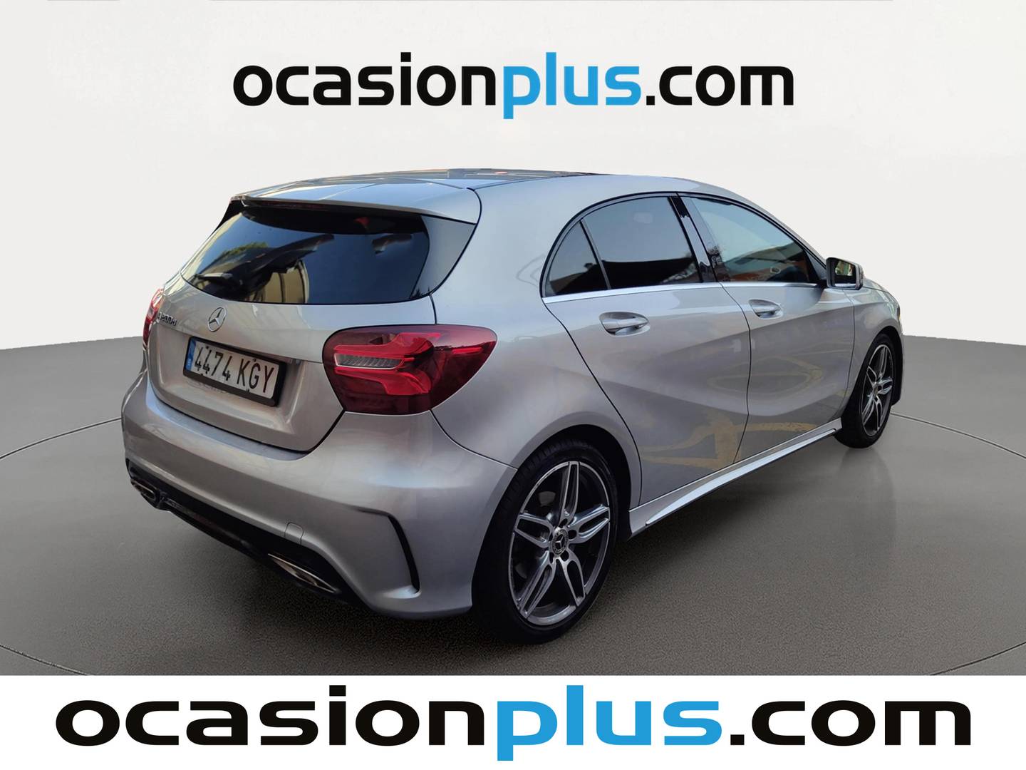 Foto trasera Mercedes Clase A Mercedes Clase A 200 d (136 CV) Pack AMG derecha