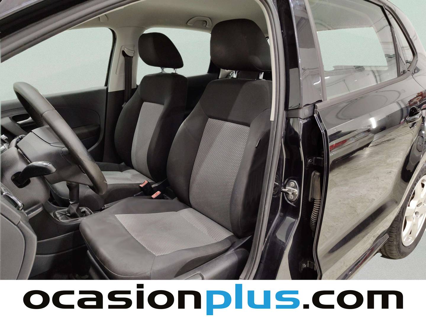 Foto asientos delanteros Volkswagen Polo Volkswagen Polo Advance 1.6 TDI (90 CV)