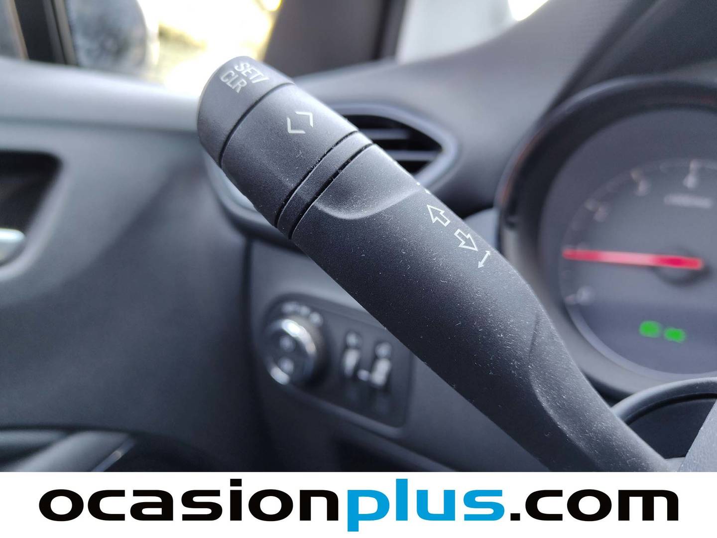 Foto Opel Crossland X Opel Crossland X 1.2 S&S Design Line 120 Aniversario (110 CV)