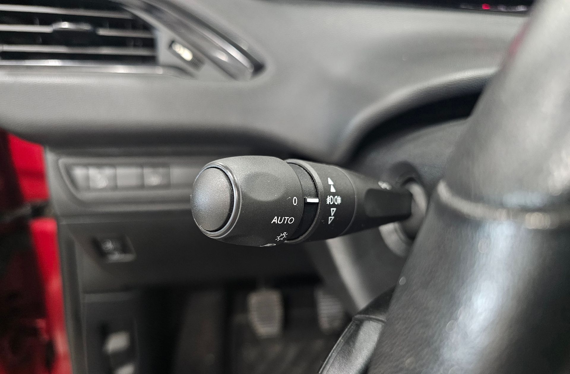 Peugeot 208 PureTech Signature - foto 20
