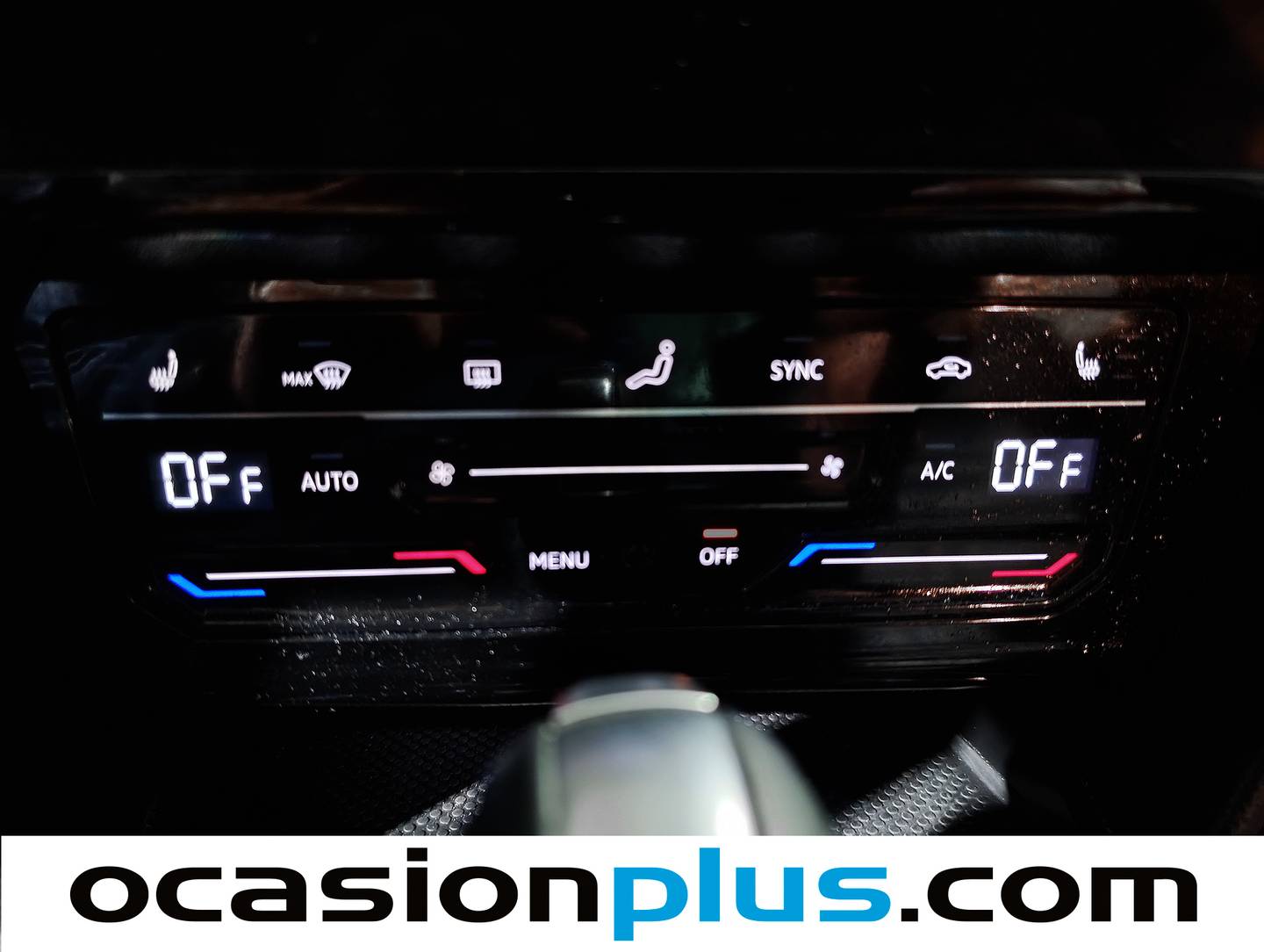 Foto Volkswagen Passat Volkswagen Passat R-Line 1.5 TSI (150 CV) DSG