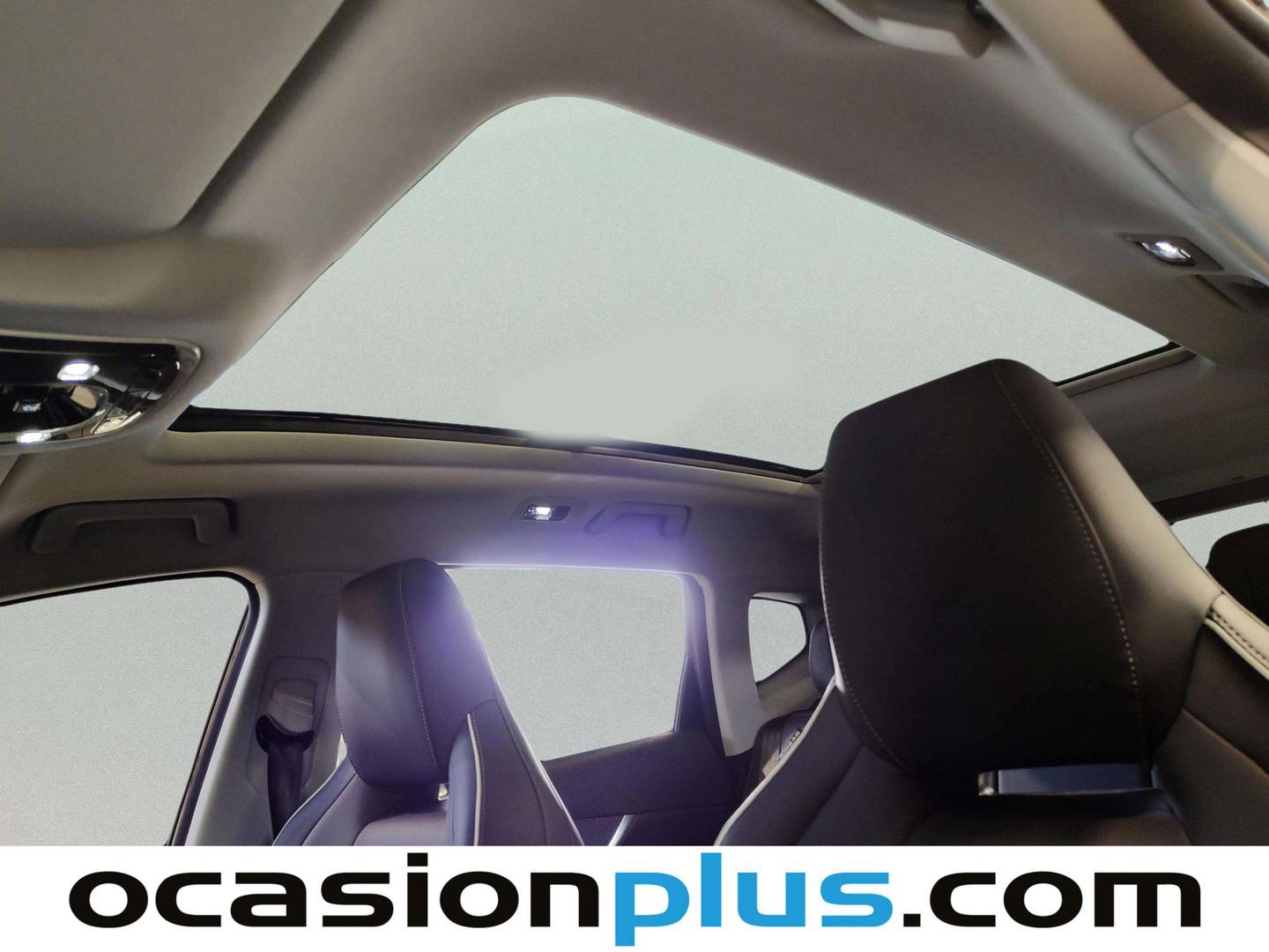 Extras y acabados del EBRO S700 EBRO S700 1.5 TGDI PHEV Luxury E-CVT (279 CV)
