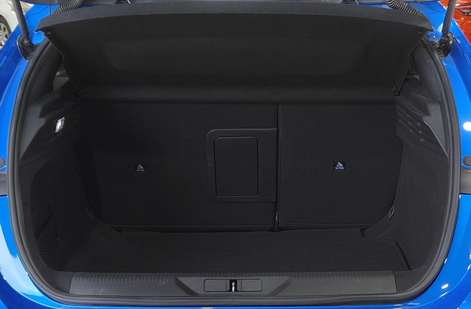 Peugeot 308 BlueHDi 130 GT EAT8 - foto 18