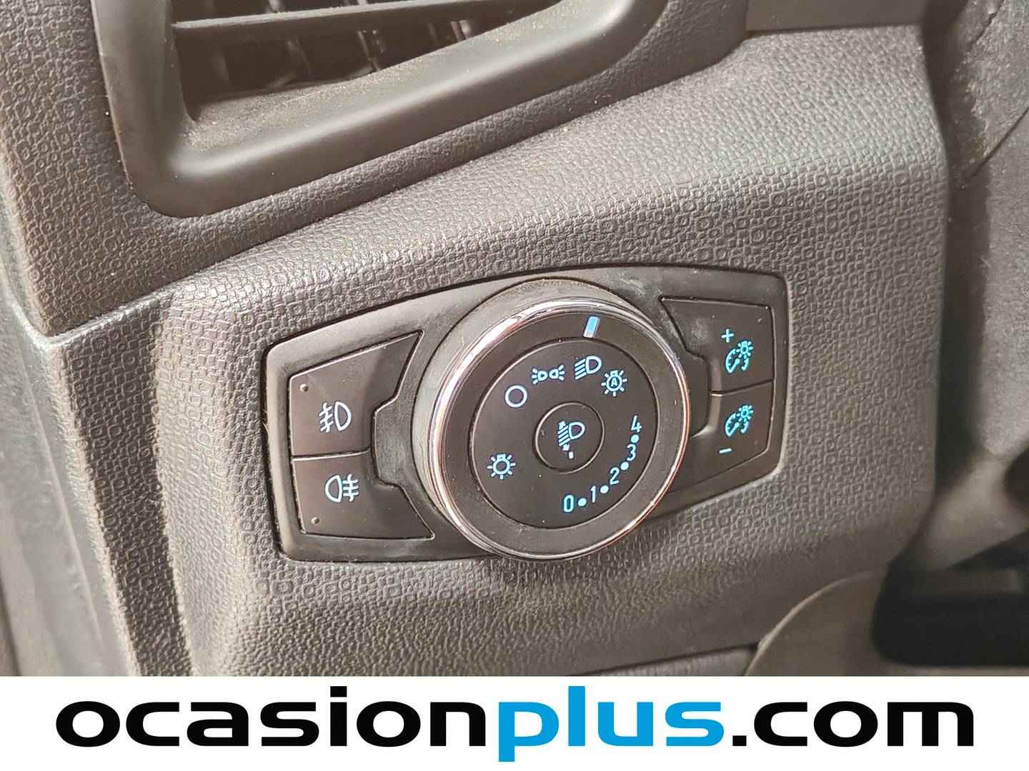 Ford EcoSport Ford EcoSport 1.0T EcoBoost S&S Titanium (140 CV) de segunda mano