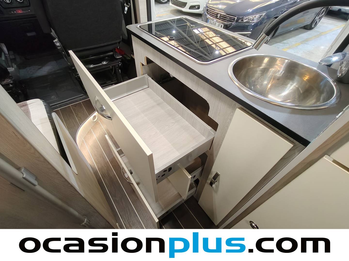 Foto Citroën Jumper Citroen Jumper Furgon BlueHDi 130 35 L3H2 Camperizada (131 CV)