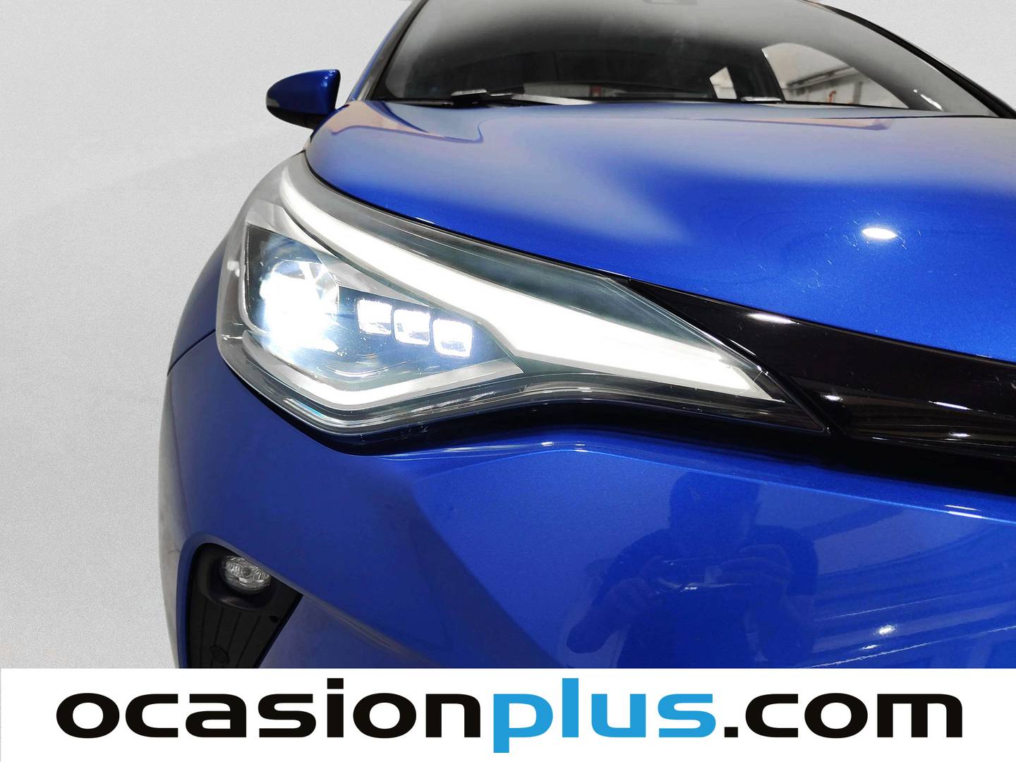 Extras del Toyota C-HR Toyota C-HR 1.8 125H Advance (122 CV)