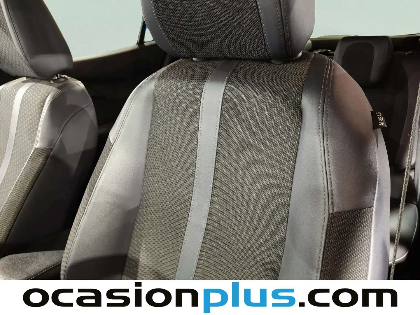 Foto Peugeot 2008 Peugeot 2008 BlueHDi 100 S&S Allure (100 CV)