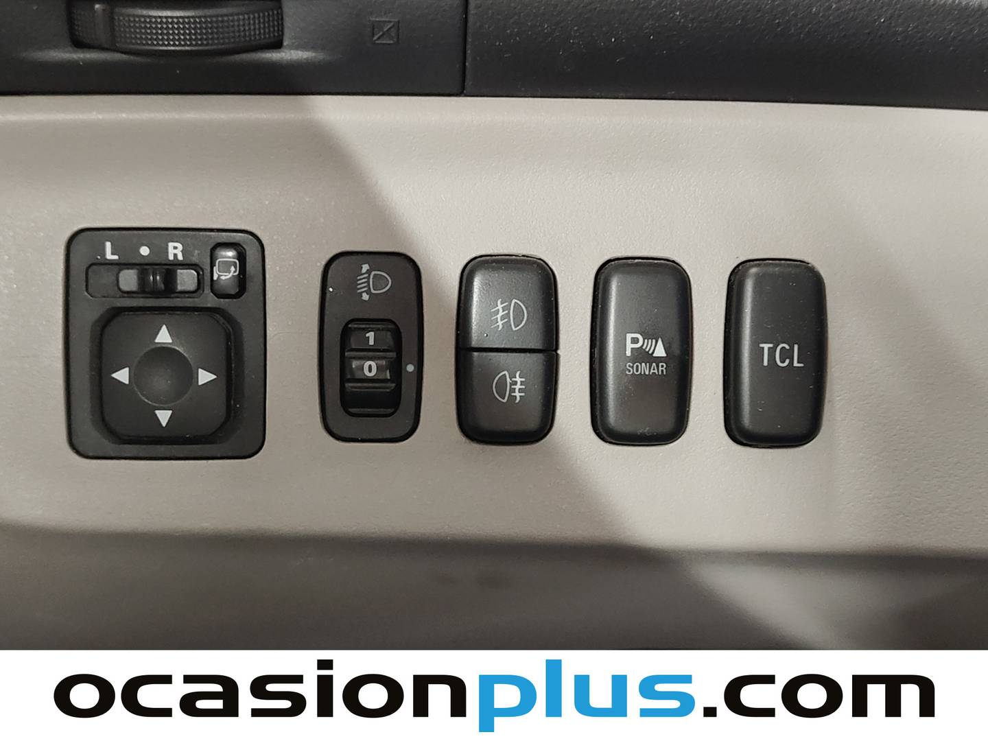 Extras y acabados del Mitsubishi Grandis Mitsubishi Grandis 2.0 DI-D Challenge (136 CV)