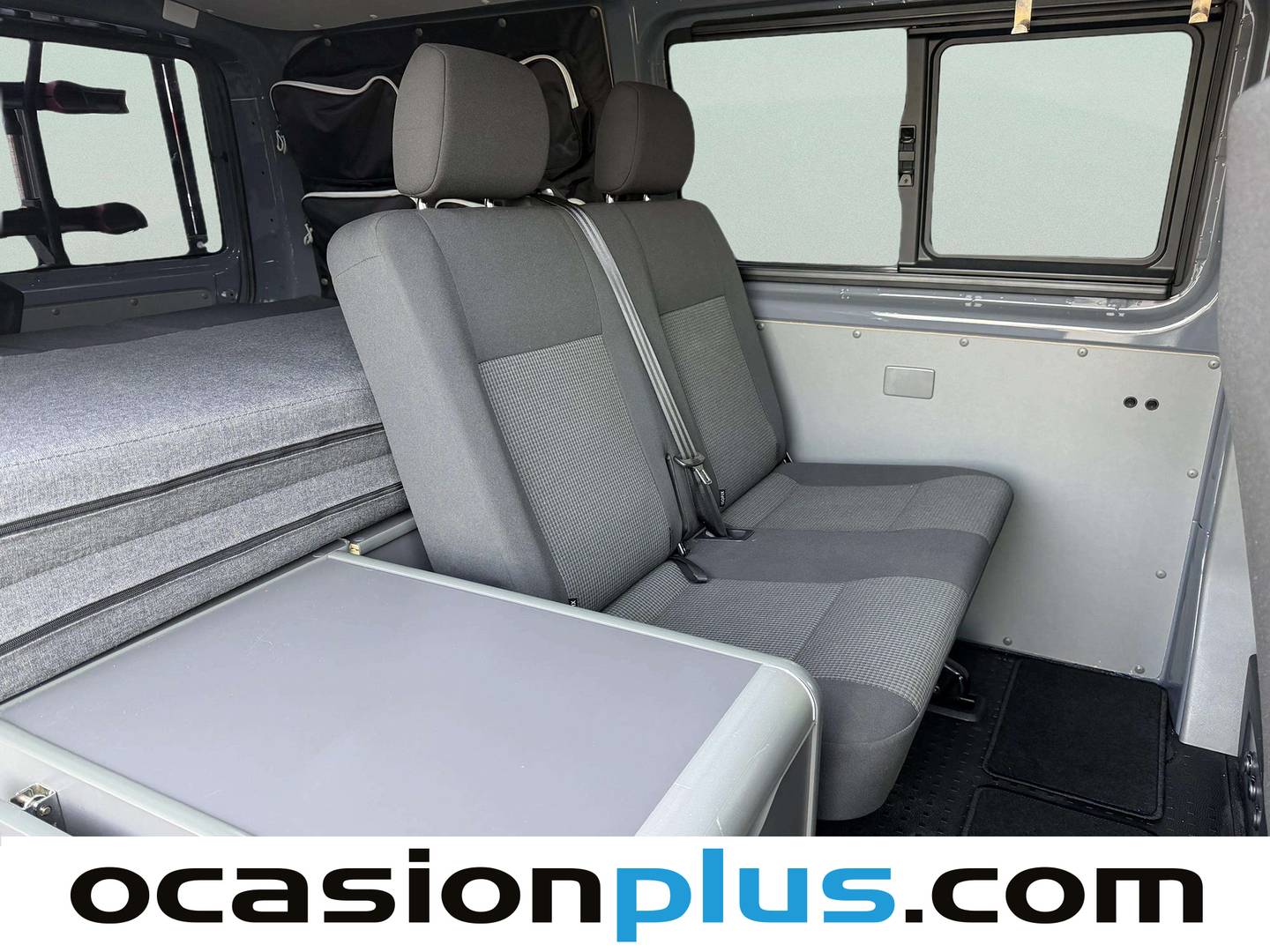 Volkswagen Transporter Volkswagen Transporter Mixto Batalla Corta TN 2.0 TDI BMT  (110 CV) Semi-camperizada 4 plazas seminuevo