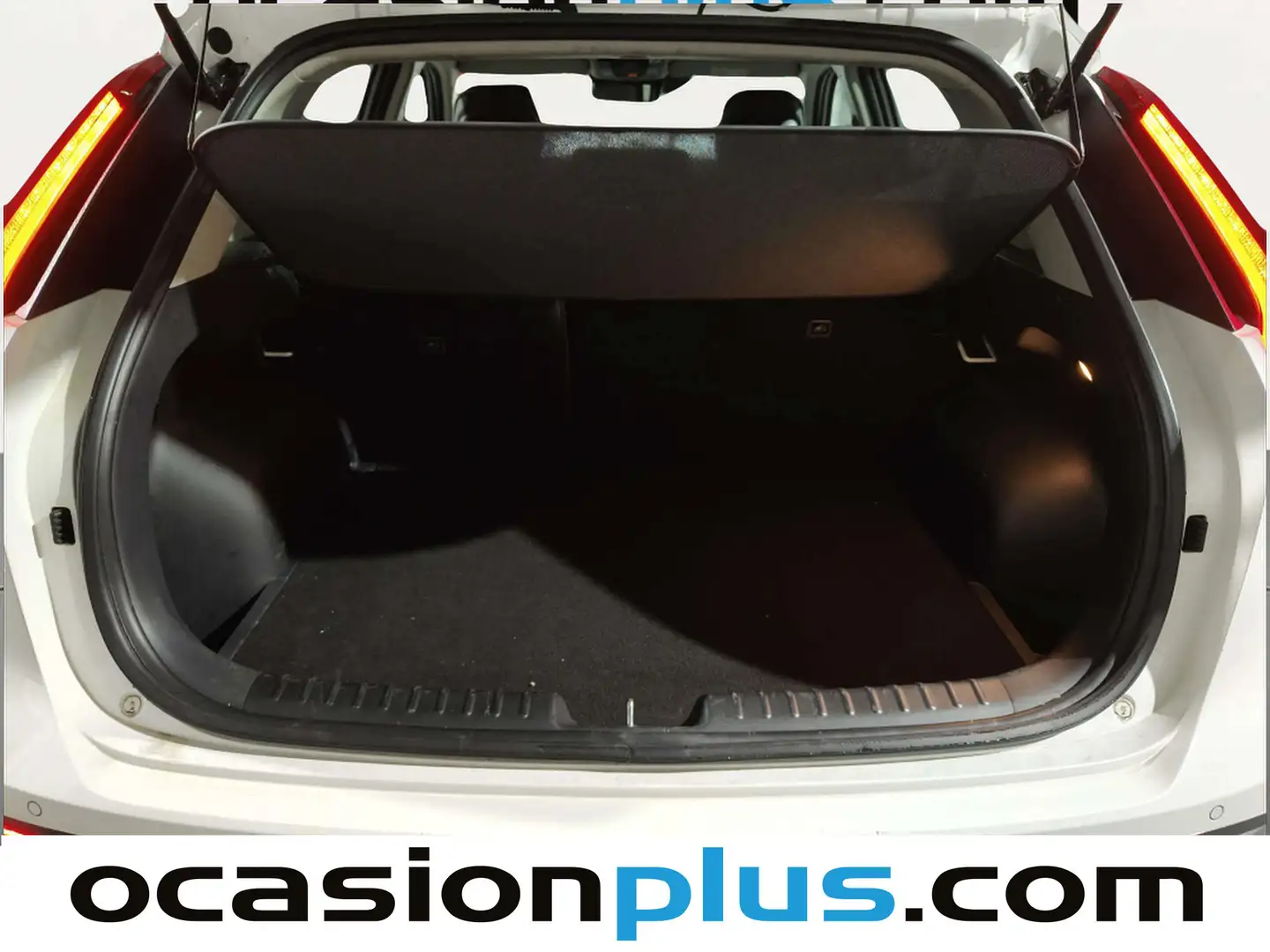 Foto KIA Niro Kia Niro 1.6 GDi HEV Drive (141 CV)