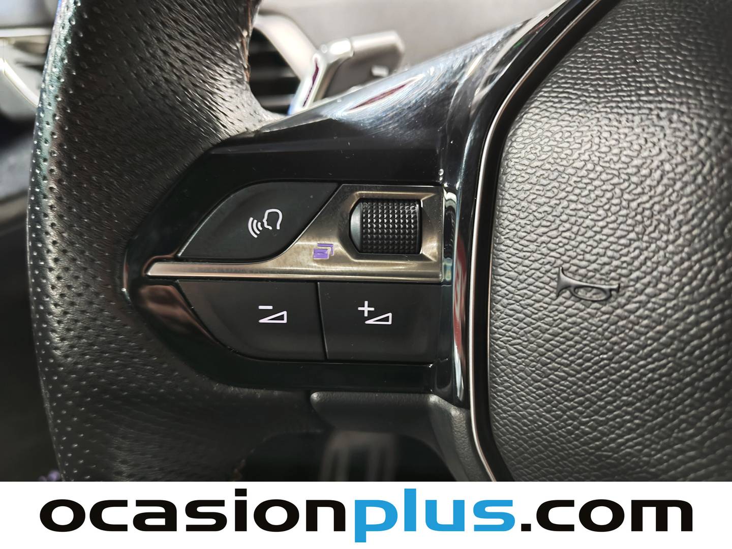 Foto Peugeot 3008 Peugeot 3008 BlueHDI 130 S&S GT Line EAT8 (130 CV)