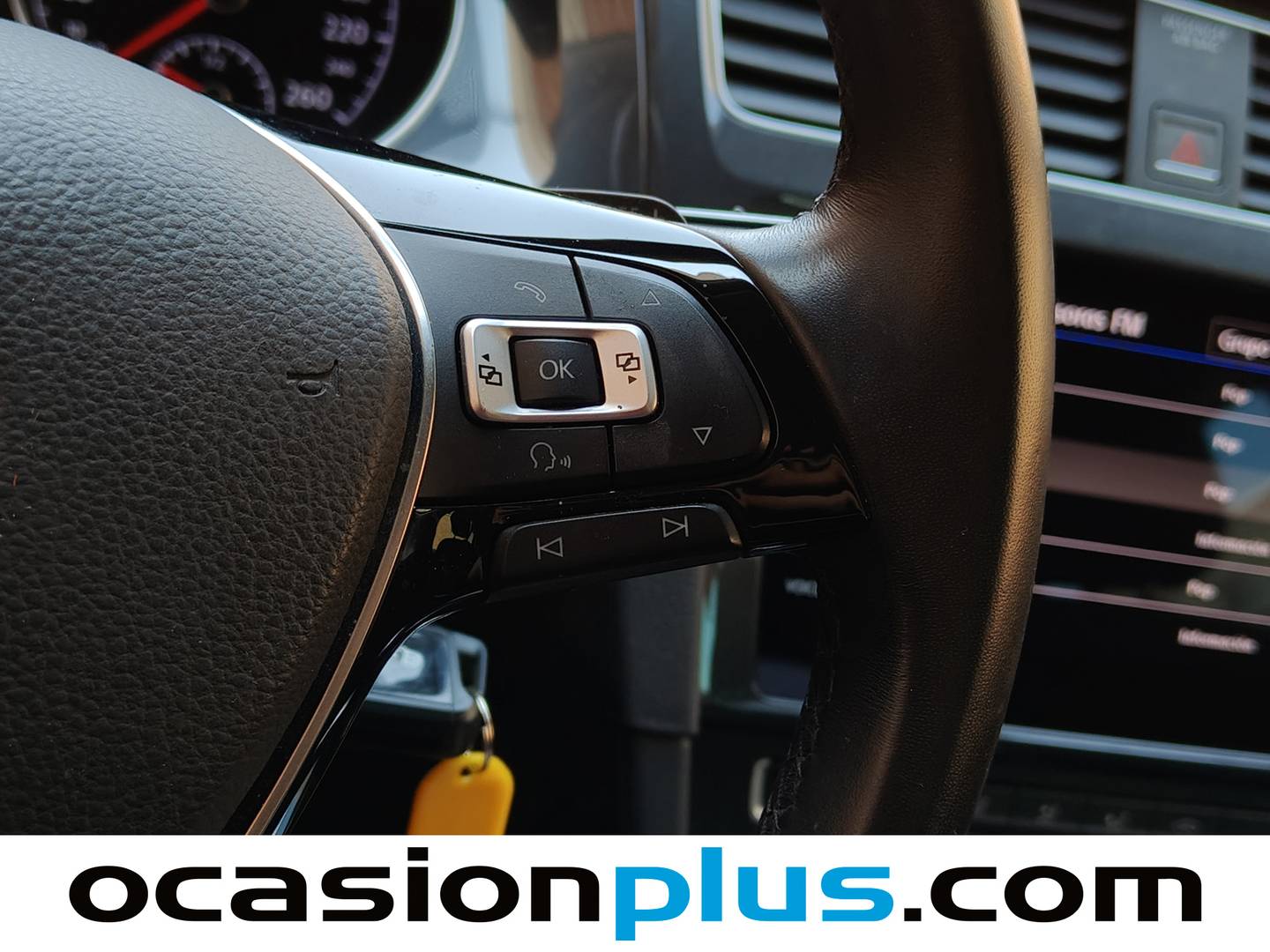 Foto Volkswagen Golf Volkswagen Golf Advance 2.0 TDI (150 CV) DSG