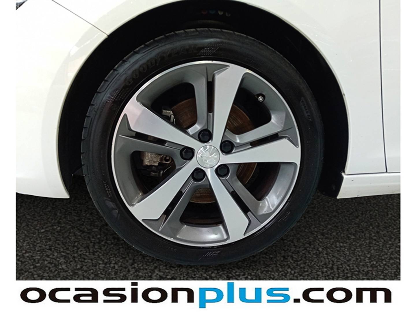 Foto Peugeot 308 Peugeot 308 1.6 THP Allure (155 CV)